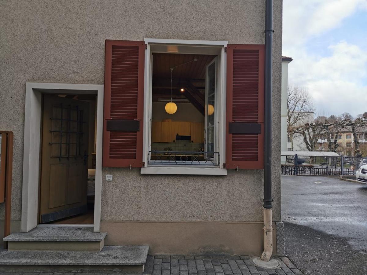 Simple Studio 36M2 In The Center Of Burgdorf Private Parking Small Bathroom ภายนอก รูปภาพ